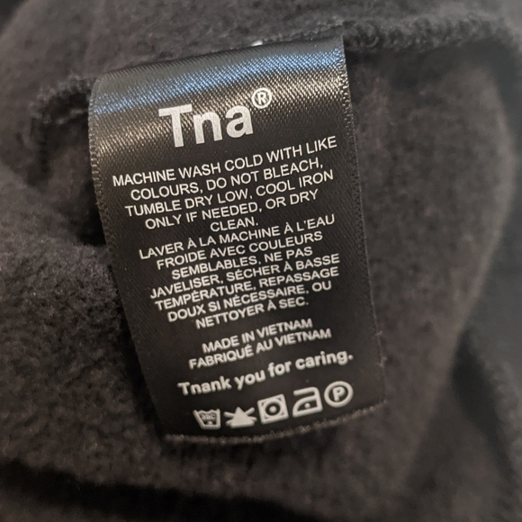 Aritzia - TNA "warm up crop" black sweater - xs - Picture 3 of 5